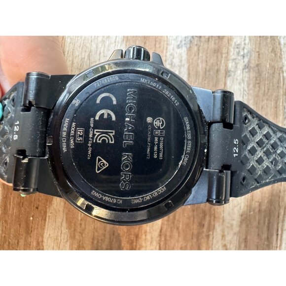 Michael Kors Model DW2D Access Dylan 2054 Touch Screen Smart Watch - Picture 3 of 7